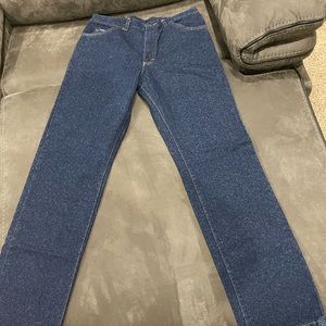 Brand New Lee’s with Tags.